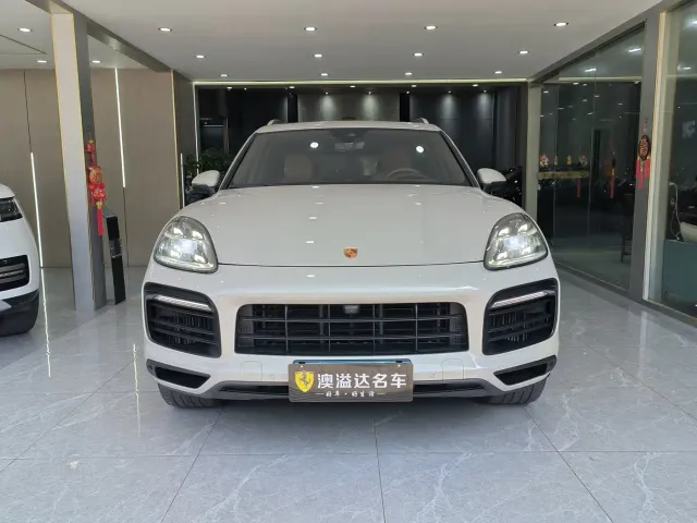 Porsche Cayenne — Фото автомобиля 18