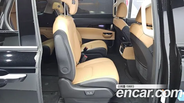 Kia Carnival 4th Gen — Фото автомобиля 16
