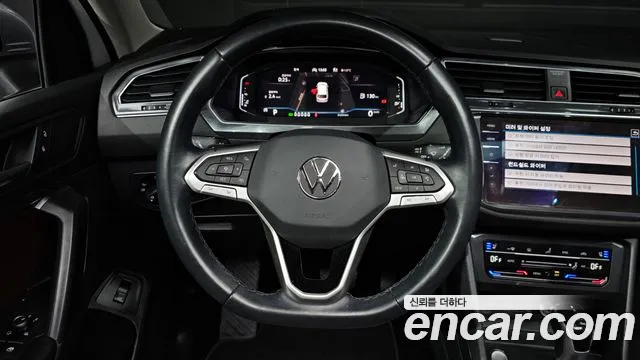 Volkswagen Tiguan — Фото автомобиля 14
