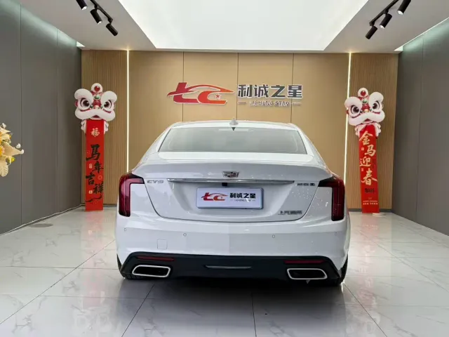 Cadillac CT5 — Фото автомобиля 12