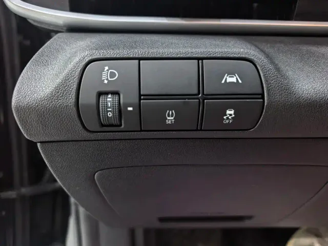Hyundai Elantra — Фото автомобиля 15
