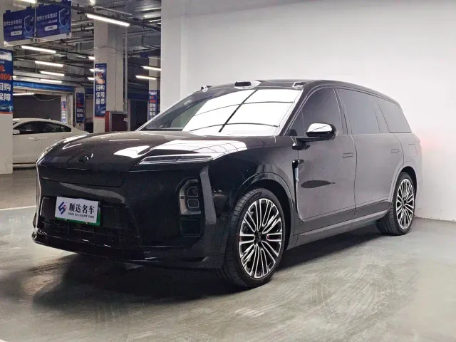 Фотография автомобиля — Nio ES8