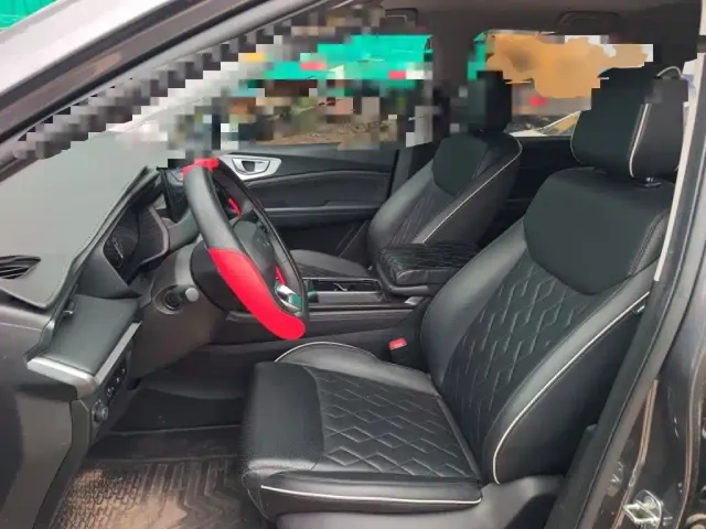 Wuling Jiachen — Фото автомобиля 7