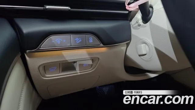 Genesis GV80 2.5T Бензин AWD — Фото автомобиля 30
