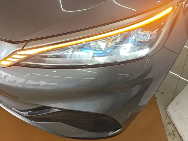 BYD Yuan PLUS — Фото автомобиля 23