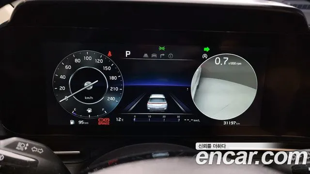 Kia Canival Carnival 4 поколение Дизель 7 мест Signature — Фото автомобиля 8