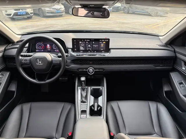 Honda Accord — Фото автомобиля 11