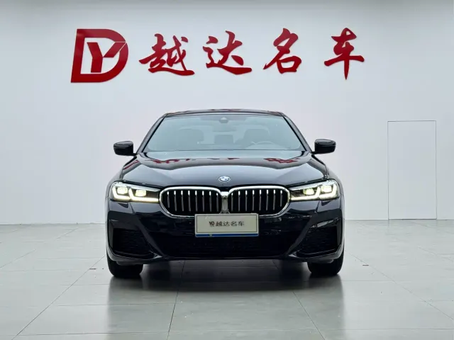 BMW 5 Series — Фото автомобиля 2