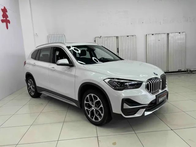 BMW BMW X1 2022 sDrive20Li Fashion — Фото автомобиля 3