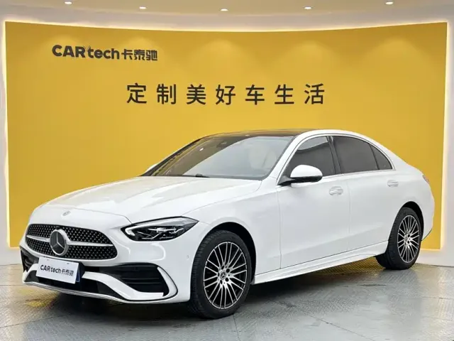 Фотография автомобиля — Mercedes-Benz C-Class