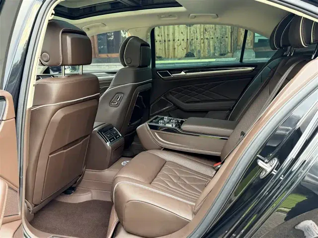 Volkswagen Phideon — Фото автомобиля 9
