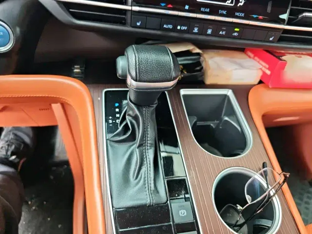 Toyota Granvia — Фото автомобиля 6