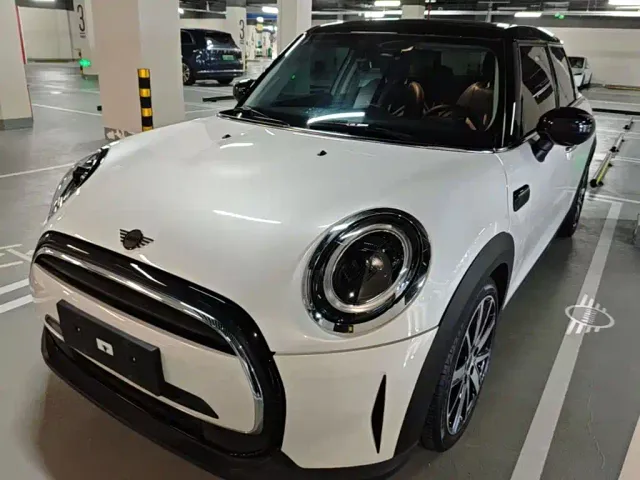 Фотография автомобиля — MINI Hatch