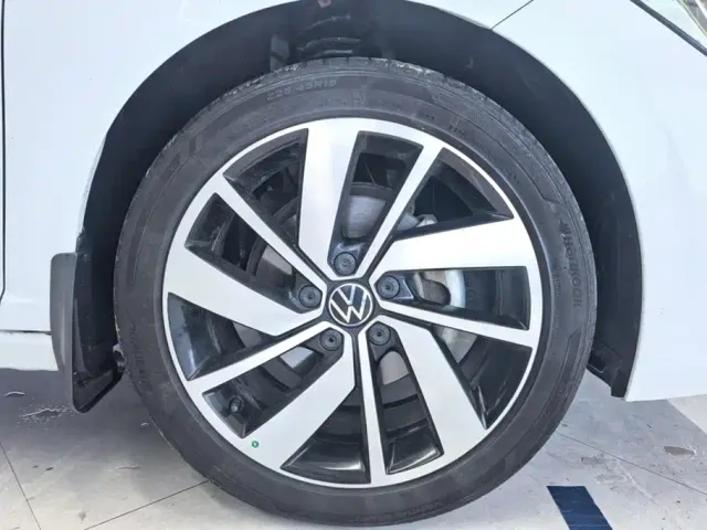 Volkswagen Sagitar — Фото автомобиля 6