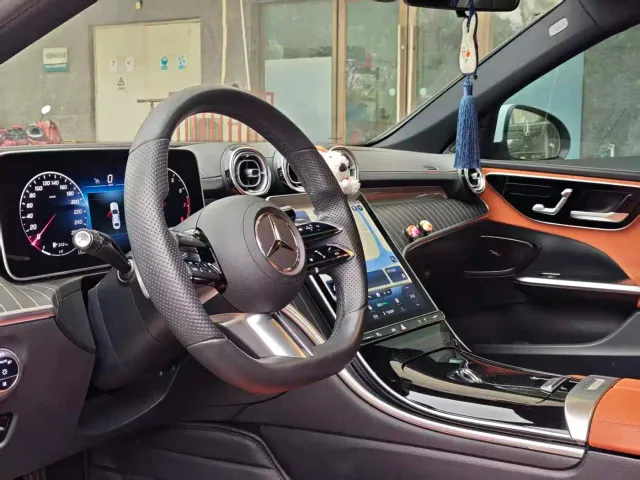 Mercedes-Benz C-Class — Фото автомобиля 5