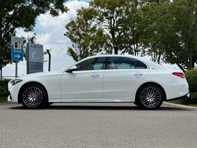 Mercedes-Benz C-Class — Фото автомобиля 10