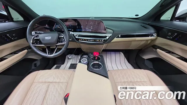 Cadillac Lyriq — Фото автомобиля 7