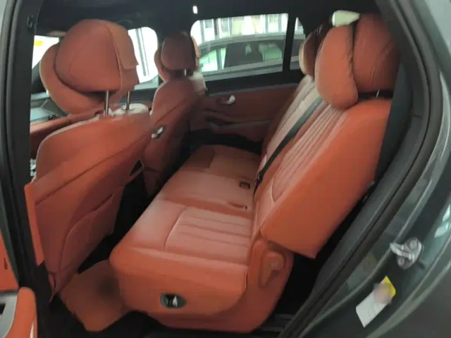BYD Tang L — Фото автомобиля 16