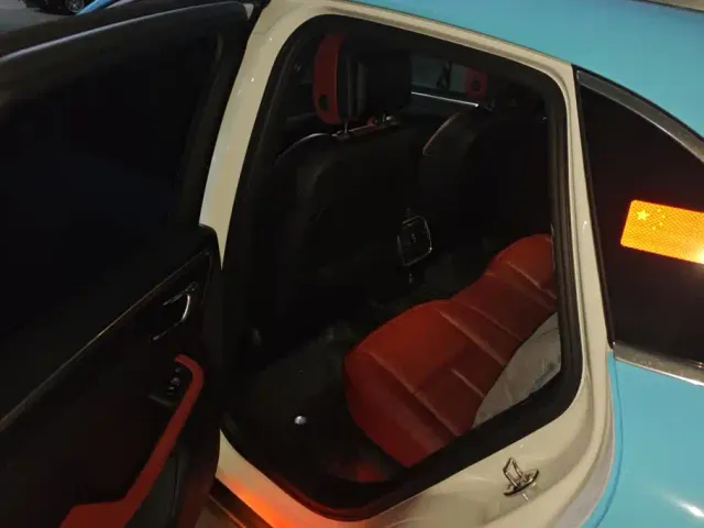 Porsche Macan — Фото автомобиля 11