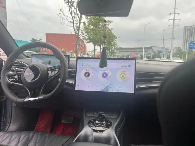 BYD Seal — Фото автомобиля 10