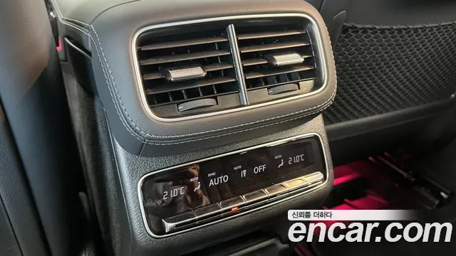 Mercedes-Benz GLE-Class — Фото автомобиля 17