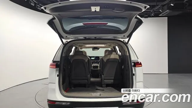 Kia Canival Carnival 4 поколение Бензин 9 мест Signature — Фото автомобиля 20