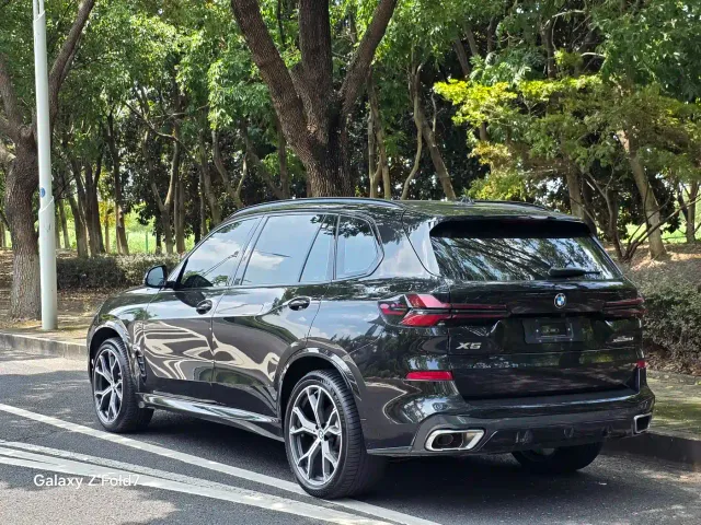BMW X5 — Фото автомобиля 13