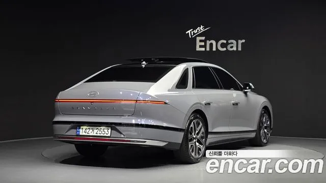 Фотография автомобиля — Hyundai Grandeur GN7