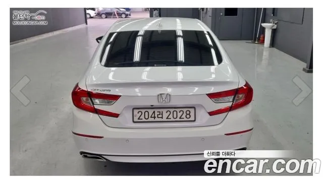 Honda Accord — Фото автомобиля 4