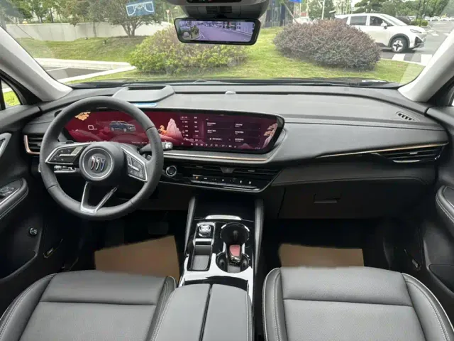 Buick Envision Plus — Фото автомобиля 15