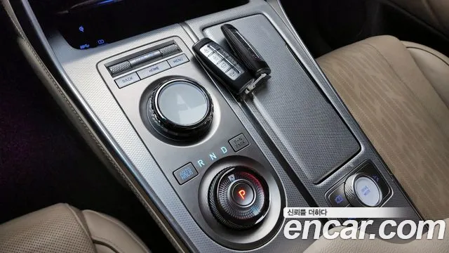 Genesis GV80 2.5T Бензин 2WD — Фото автомобиля 9