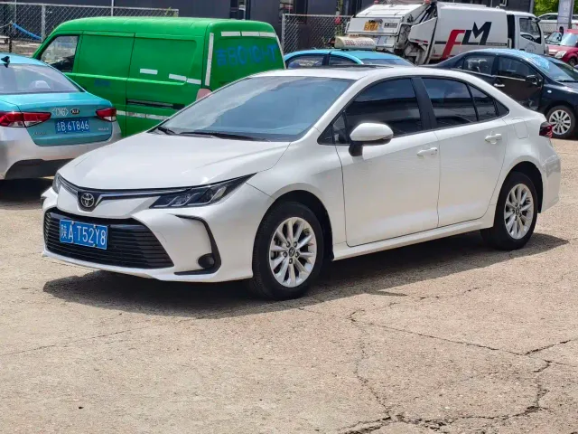 Фотография автомобиля — Toyota Corolla
