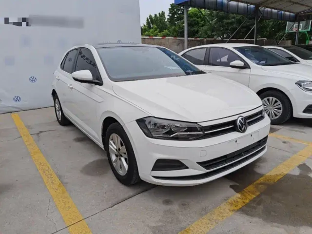 Volkswagen Polo — Фото автомобиля 3
