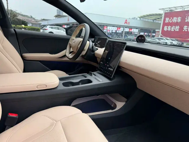 Nio ET5 Touring — Фото автомобиля 7