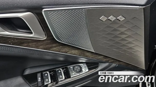 Kia K8 K8 Hybrid — Фото автомобиля 19