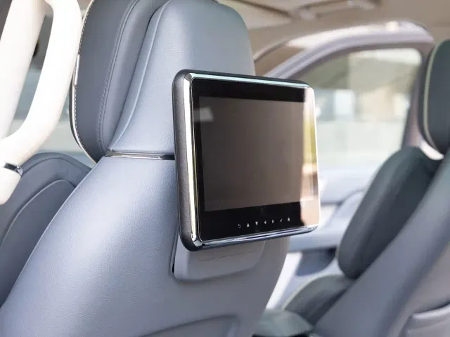 Lincoln Navigator — Фото автомобиля 5