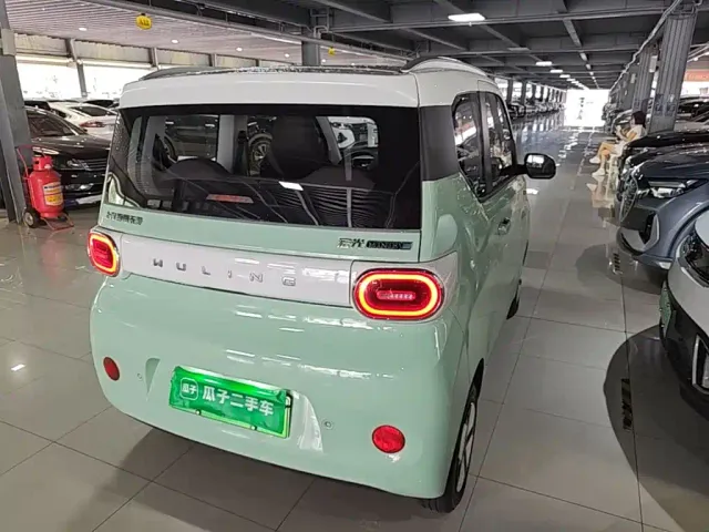 Wuling Hongguang Mini EV — Фото автомобиля 6