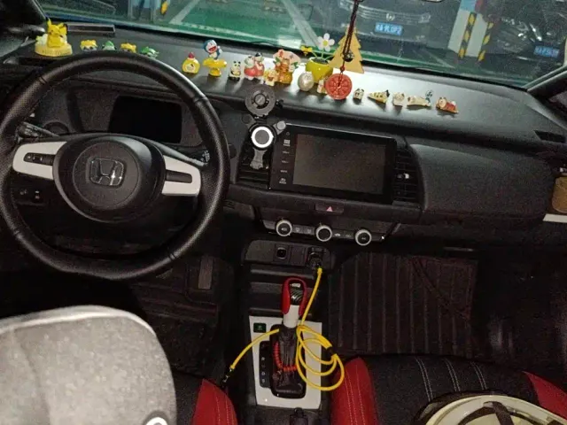 Honda Fit — Фото автомобиля 12