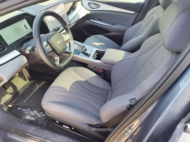 BYD Seal 07 DM-i — Фото автомобиля 14