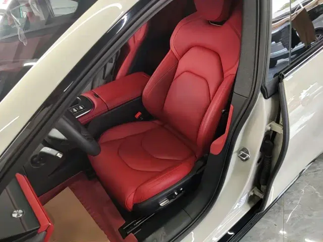 Xiaomi SU7 — Фото автомобиля 14