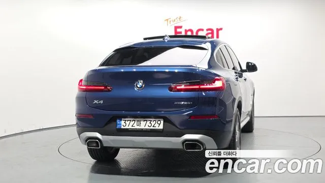 BMW X4 — Фото автомобиля 4