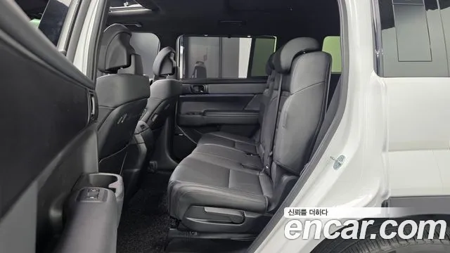 Hyundai Santafe Santa Fe (MX5) Бензин 2.5T 2WD — Фото автомобиля 11
