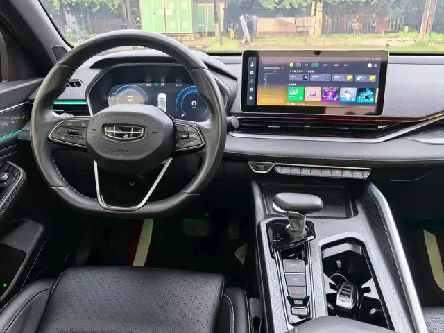 Geely Xingrui — Фото автомобиля 5
