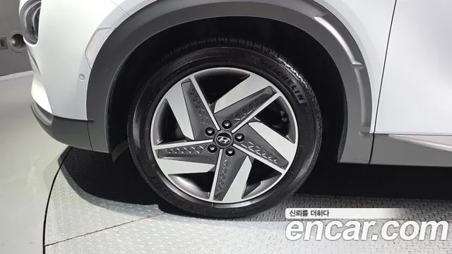 Hyundai Nexo — Фото автомобиля 5