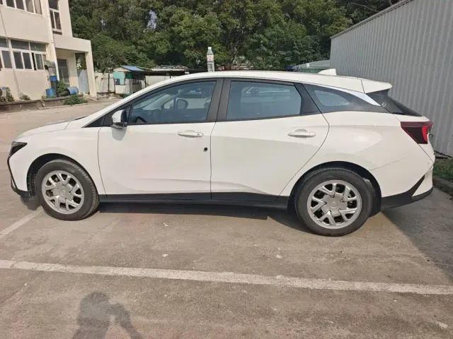 Buick Velite 6 — Фото автомобиля 7