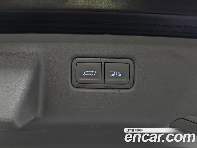 Hyundai Staria Staria 4WD Lounge 9 мест — Фото автомобиля 20