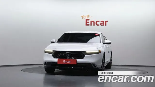 Honda Accord — Фото автомобиля 3