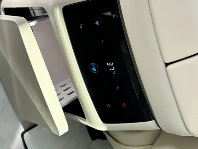 Wey Alpine — Фото автомобиля 15