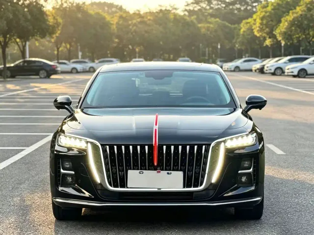 Hongqi H5 — Фото автомобиля 2