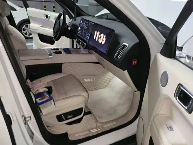Li Auto L7 — Фото автомобиля 13